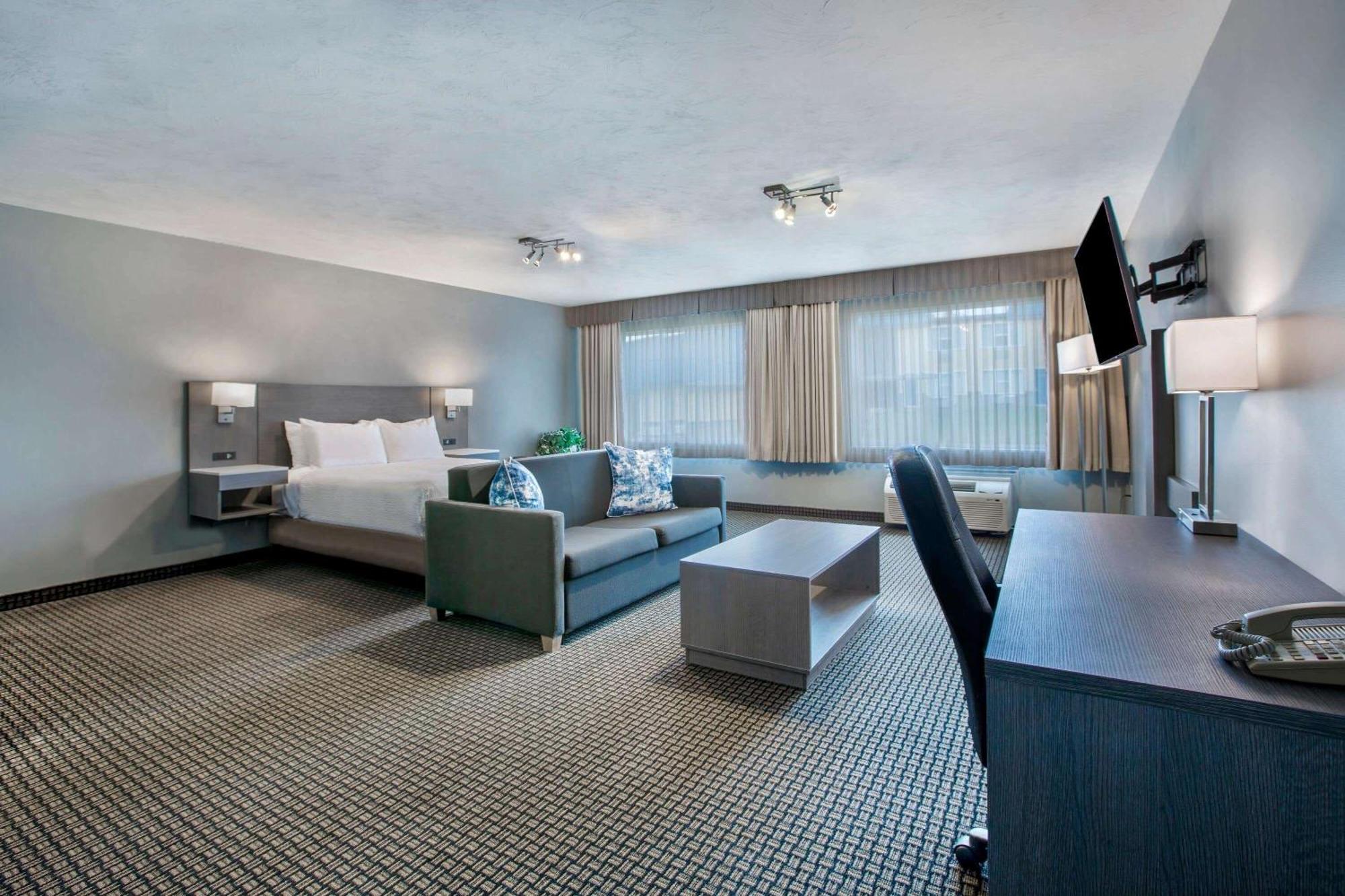 Days Inn & Suites By Wyndham Moncton Eksteriør bilde