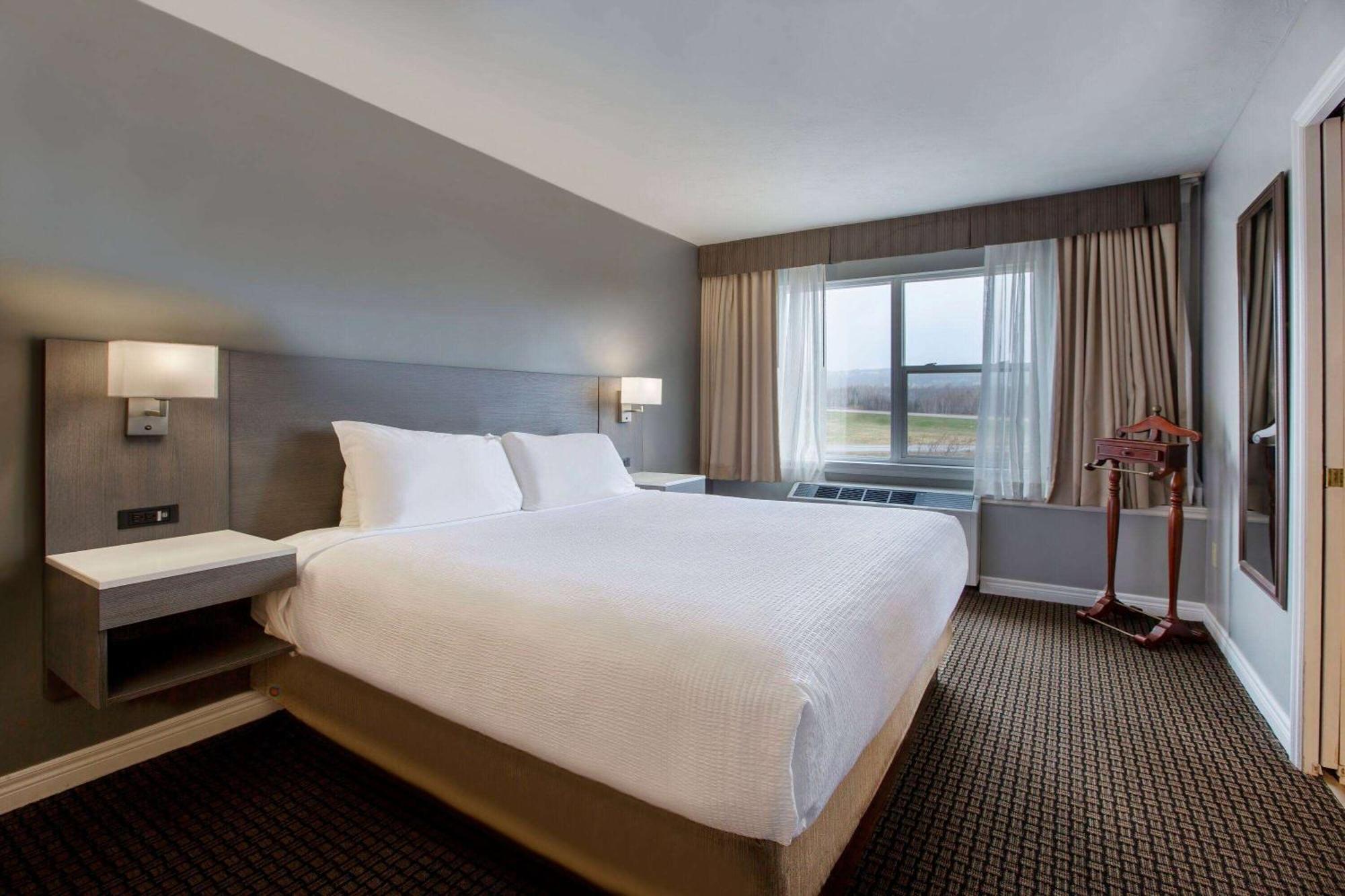 Days Inn & Suites By Wyndham Moncton Eksteriør bilde