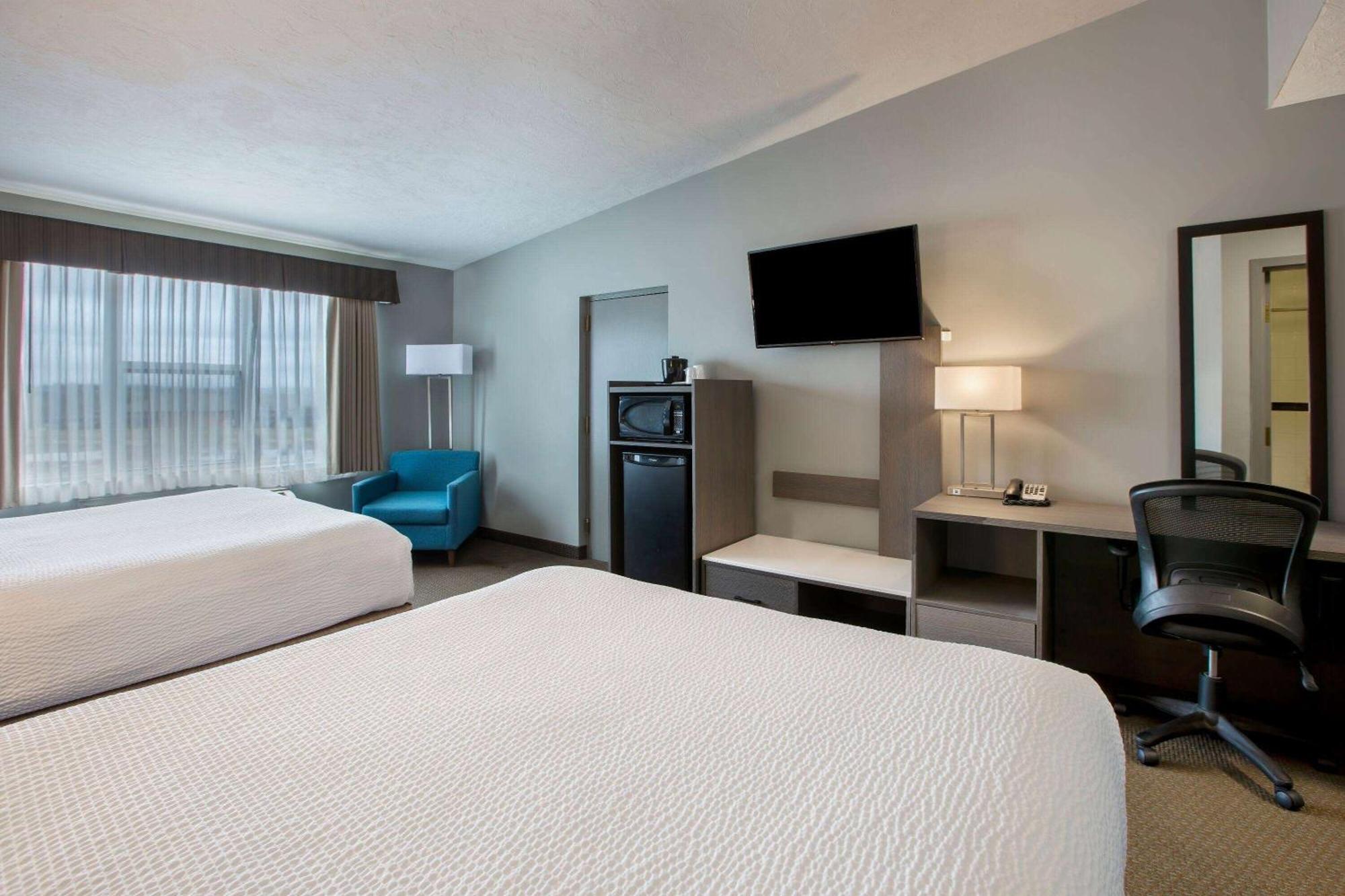 Days Inn & Suites By Wyndham Moncton Eksteriør bilde