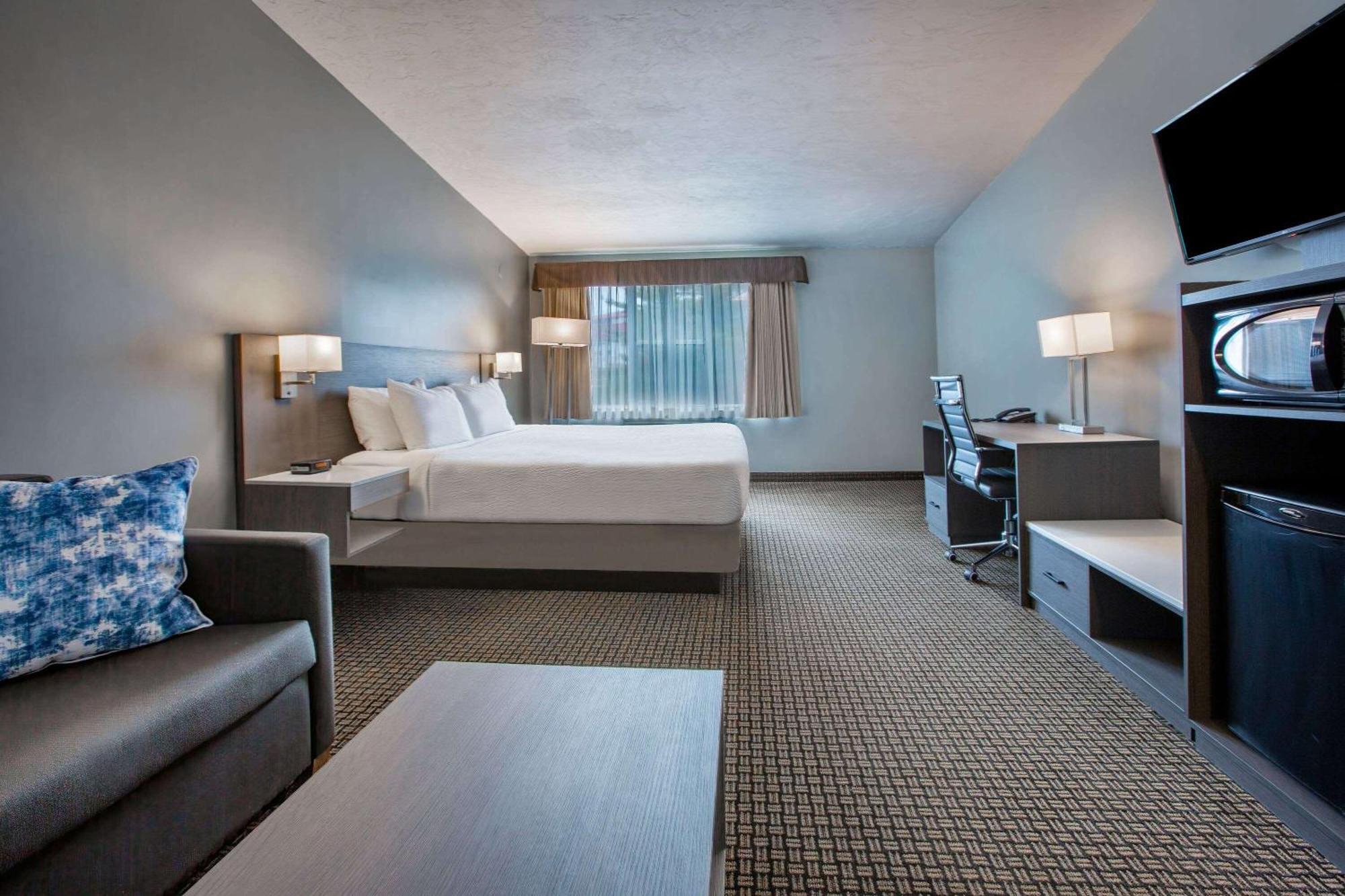 Days Inn & Suites By Wyndham Moncton Eksteriør bilde