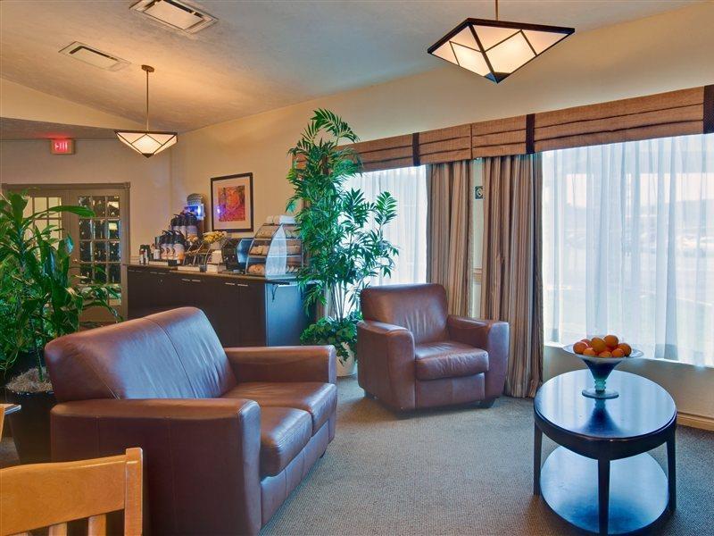 Days Inn & Suites By Wyndham Moncton Eksteriør bilde