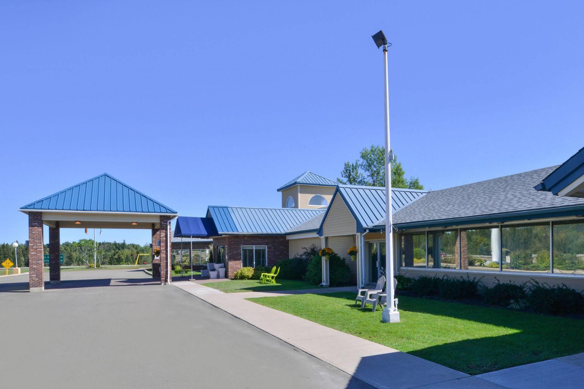 Days Inn & Suites By Wyndham Moncton Eksteriør bilde